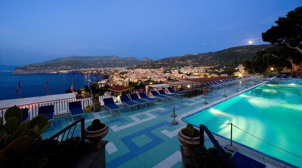 Bristol Hotel Sorrent